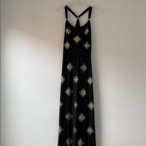 Maxi dress with side slits